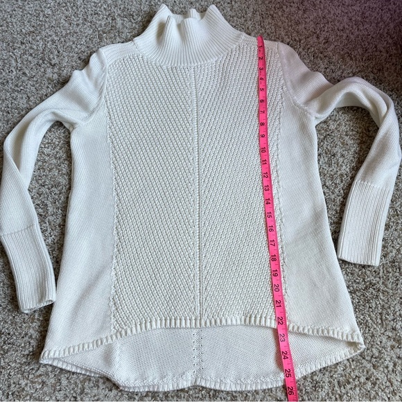 White House Black Market Ivory Textured Mock Neck Sweater Women’s Small - Picture 8 of 11